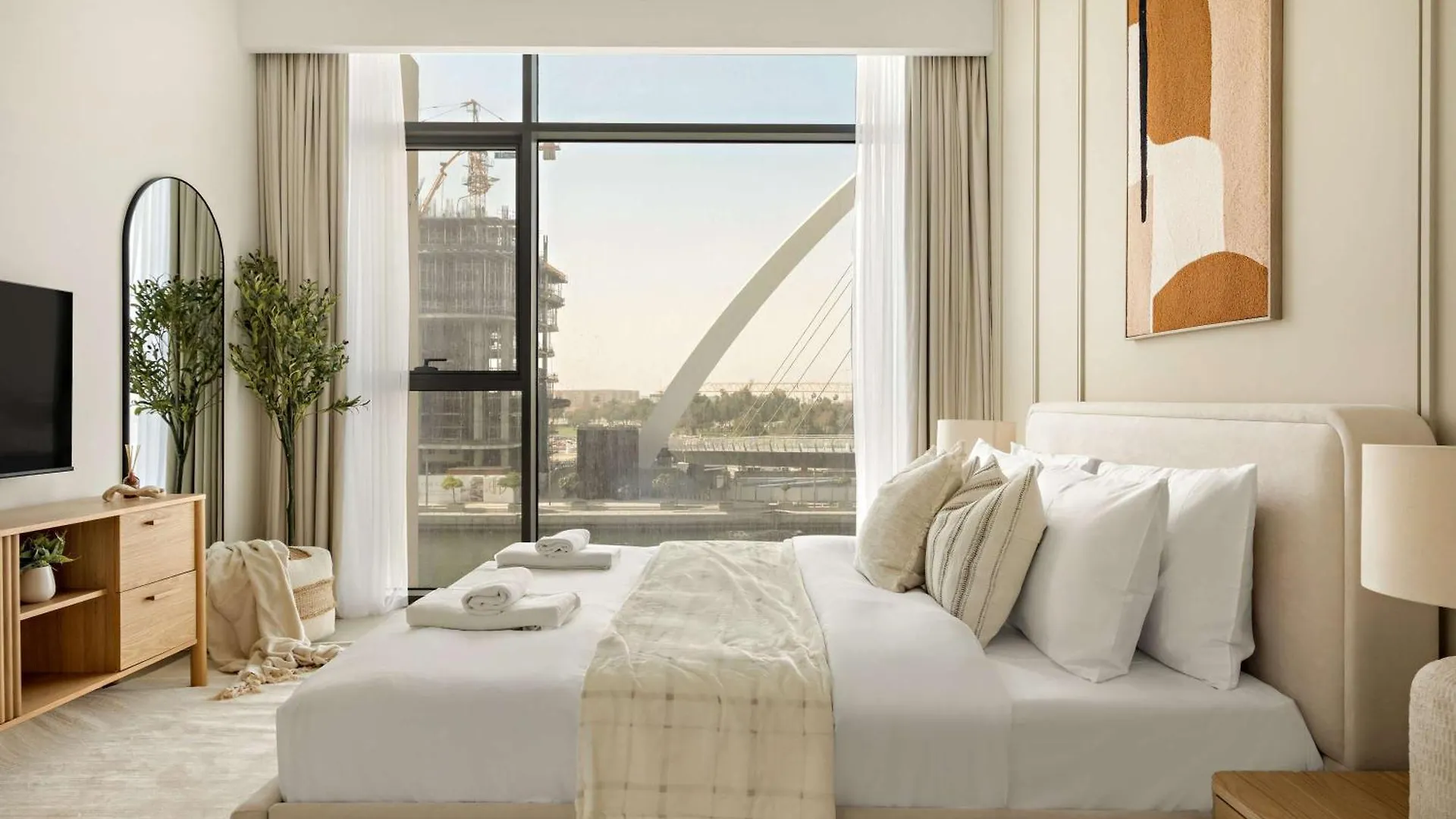 Silkhaus Canalside 2Br With Maid Room In Canal Front Residence Dubaj