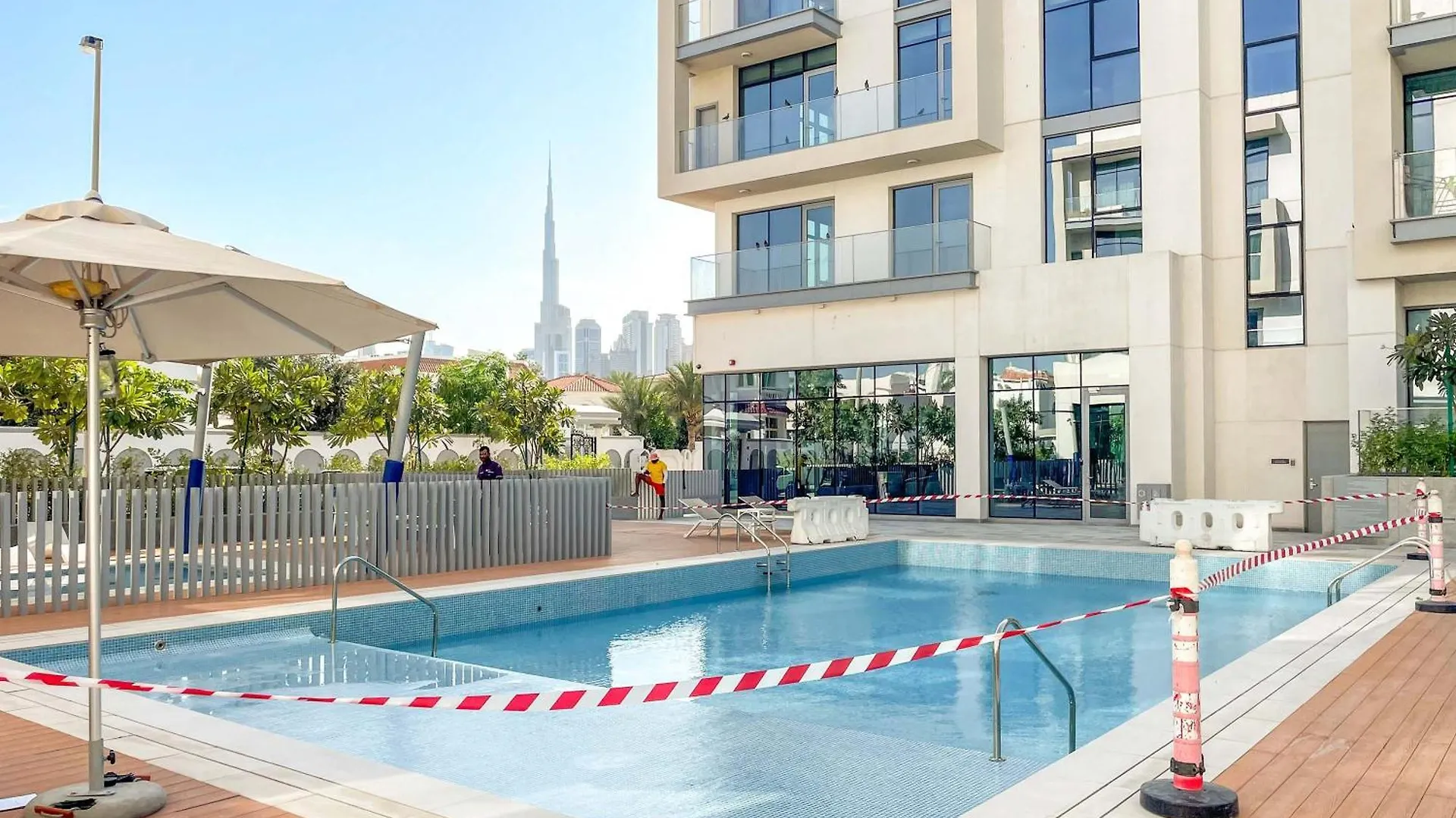Silkhaus Canalside 2Br With Maid Room In Canal Front Residence Dubaj Apartman