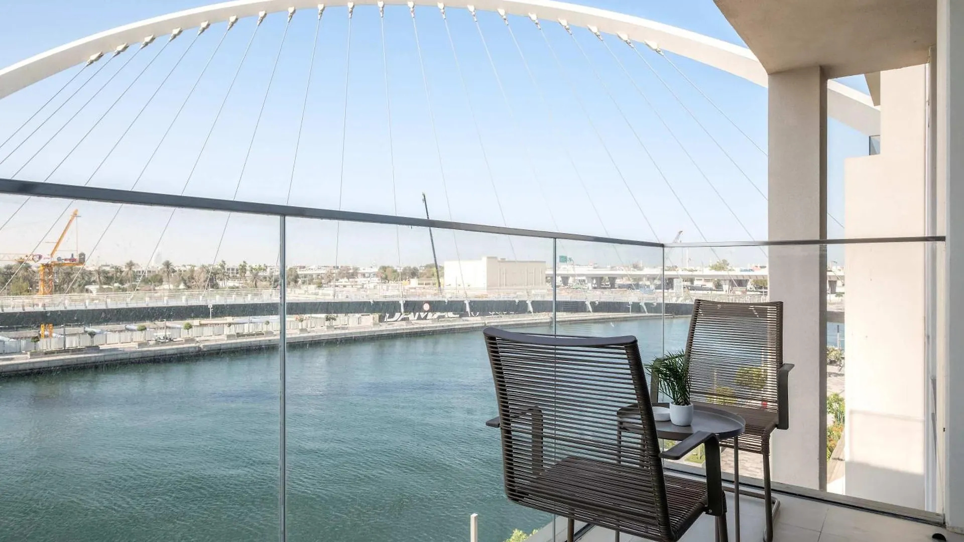 Silkhaus Canalside 2Br With Maid Room In Canal Front Residence Dubaj 0*,  Egyesült Arab Emírségek
